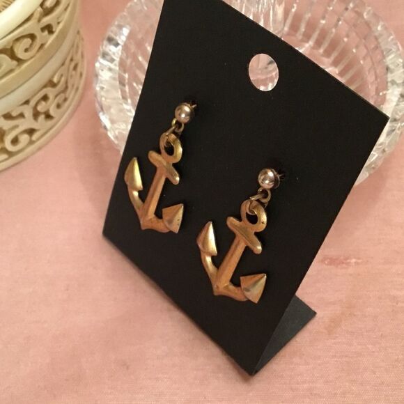 Brass Tone Light Weight Anchor Earrings - Picture 4 of 4